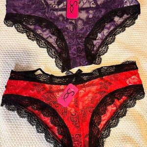 Lace Trim Panty Set in Purple and Red